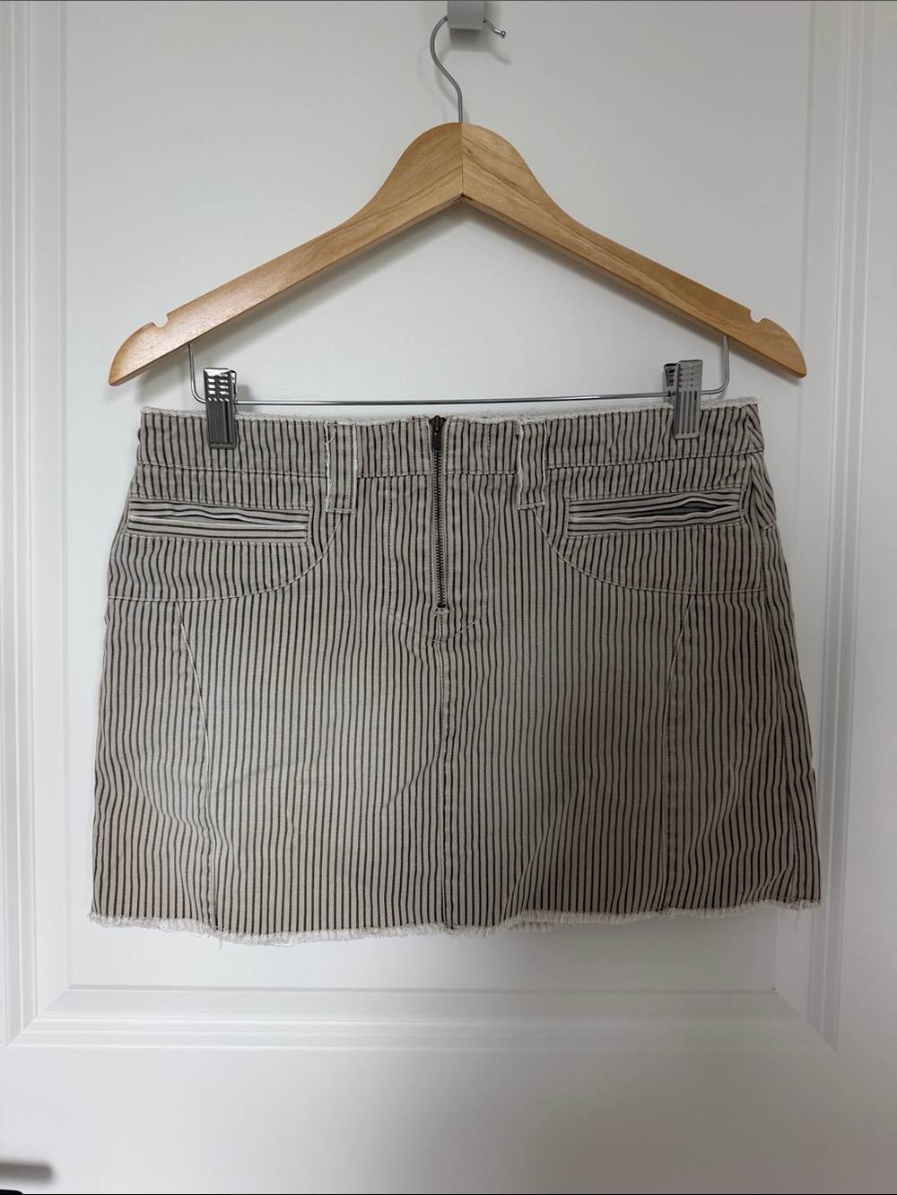 American Eagle Outfitters Cream and Black Striped Mini Skirt